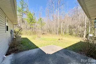 592 Liberty Church Rd, Marion, NC 28752 - Photo 23