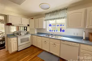 592 Liberty Church Rd, Marion, NC 28752 - Photo 11