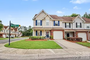 11184 Saintsbury Pl, Charlotte, NC 28270 - Photo 3