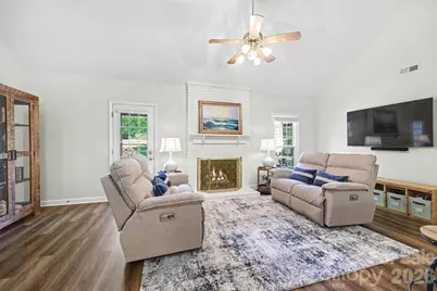 5000 Whitwell Court, Charlotte, NC 28226 - Photo 15