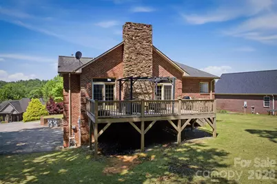 405 Golfview Court, Lenoir, NC 28645 - Photo 7