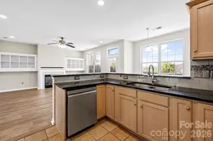 8805 Firestreak Dr, Charlotte, NC 28216 - Photo 13