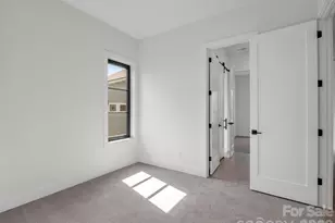 90 Summit Hill Rd, Hendersonville, NC 28791 - Photo 31