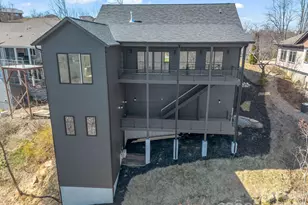 90 Summit Hill Rd, Hendersonville, NC 28791 - Photo 3