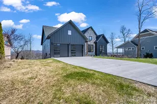 90 Summit Hill Rd, Hendersonville, NC 28791 - Photo 5