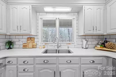 208 Falcon Drive, Concord, NC 28025 - Photo 17