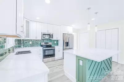 3623 Sargeant Drive, Charlotte, NC 28217 - Photo 7