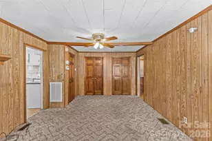 2517 Plum St, Charlotte, NC 28269 - Photo 17