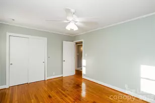 1102 Woods Dr, Statesville, NC 28677 - Photo 13