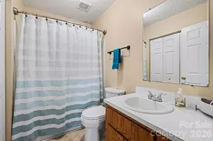 105 Chadwick Cir, Dallas, NC 28034 - Photo 15