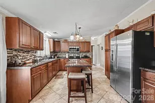 109 Beechwood Dr, Salisbury, NC 28147 - Photo 5