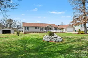 109 Beechwood Dr, Salisbury, NC 28147 - Photo 3