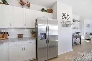 2199 Catawba Trce Dr, Catawba, NC 28609 - Photo 9