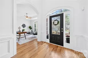 8919 Radford Ct, Sherrills Ford, NC 28673 - Photo 5