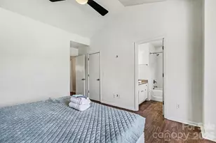 703 E 8th St, Charlotte, NC 28202 - Photo 15