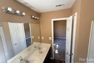 3581 Draycott Ave, Charlotte, NC 28213 - Photo 13