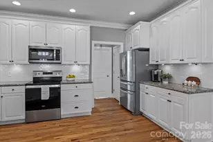 434 Catalina Dr, Mooresville, NC 28117 - Photo 9