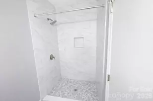 6106 Meadow Rose Ln, Charlotte, NC 28215 - Photo 9