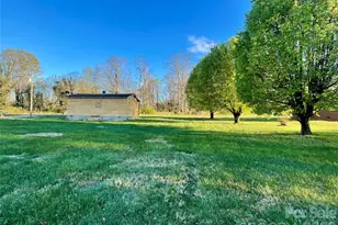 119 Za Hunter Rd, Bessemer City, NC 28016 - Photo 3