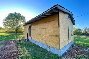 119 Za Hunter Rd, Bessemer City, NC 28016 - Photo 9