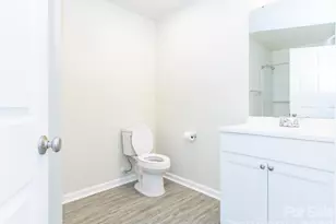 540 Broadway Ct, Statesville, NC 28677 - Photo 17