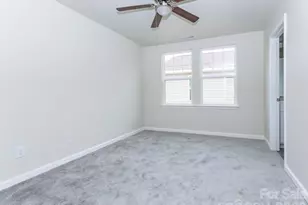 540 Broadway Ct, Statesville, NC 28677 - Photo 15