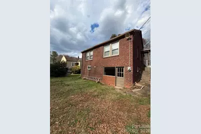 415 7th Avenue Place NW, Hickory, NC 28601 - Photo 13