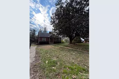 415 7th Avenue Place NW, Hickory, NC 28601 - Photo 3