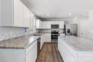 5127 Merwyn Ave, Charlotte, NC 28215 - Photo 11