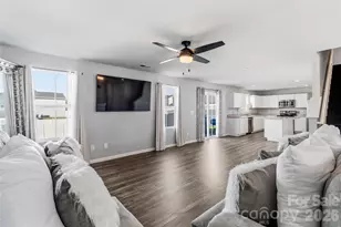 5127 Merwyn Ave, Charlotte, NC 28215 - Photo 7