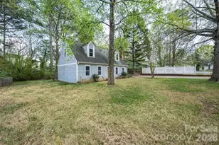 6515 Burning Bush Ct, Charlotte, NC 28227 - Photo 31