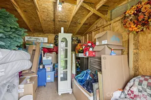 9202 Elgin Dr, Charlotte, NC 28214 - Photo 43