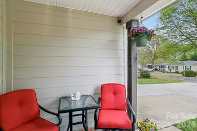 9202 Elgin Drive, Charlotte, NC 28214 - Photo 5