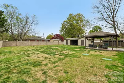 9202 Elgin Drive, Charlotte, NC 28214 - Photo 37
