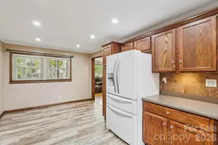 9202 Elgin Dr, Charlotte, NC 28214 - Photo 19