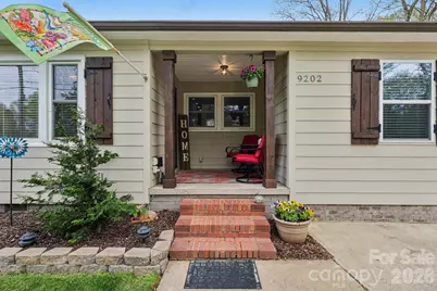 9202 Elgin Drive, Charlotte, NC 28214 - Photo 5