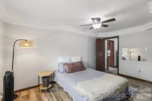 9202 Elgin Dr, Charlotte, NC 28214 - Photo 15