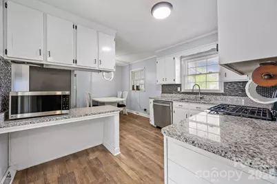 1009 Union Terrace, Gastonia, NC 28056 - Photo 5