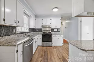 1009 Union Terrace, Gastonia, NC 28056 - Photo 7