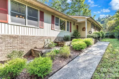 238 Park Lane, Hendersonville, NC 28791 - Photo 3