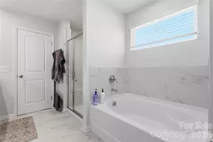 4011 Vis Pne Dr, Charlotte, NC 28215 - Photo 13