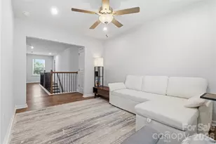 4011 Vis Pne Dr, Charlotte, NC 28215 - Photo 23