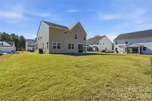 4011 Vis Pne Dr, Charlotte, NC 28215 - Photo 35