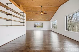 373 Fox Trce Dr, Sylva, NC 28779 - Photo 9