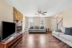 3408 Farm Lake Dr, Concord, NC 28027 - Photo 5