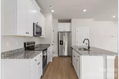 6622 Fairford Drive, Charlotte, NC 28215 - Photo 9