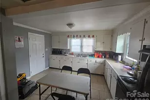 123 James St, Kannapolis, NC 28083 - Photo 5