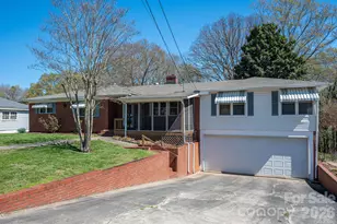 608 N State St, Lincolnton, NC 28092 - Photo 3