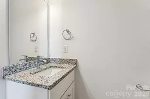 416 N 9th St, Bessemer City, NC 28016 - Photo 13