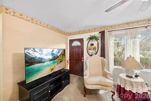 2432 Lynn Dr, Gastonia, NC 28054 - Photo 3